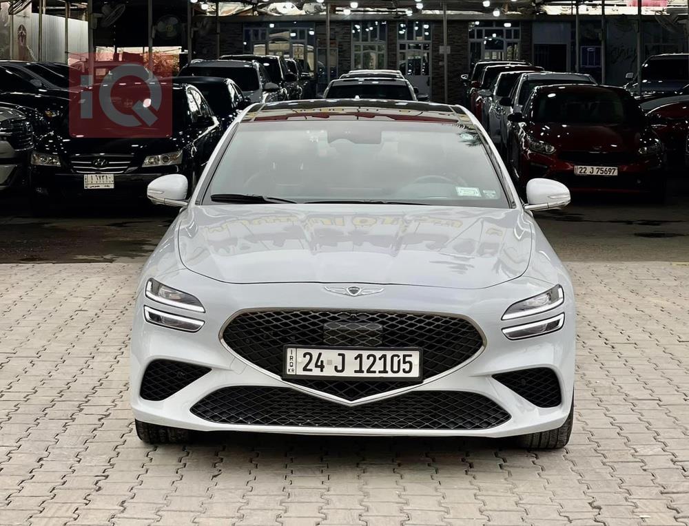 جێنسس G70